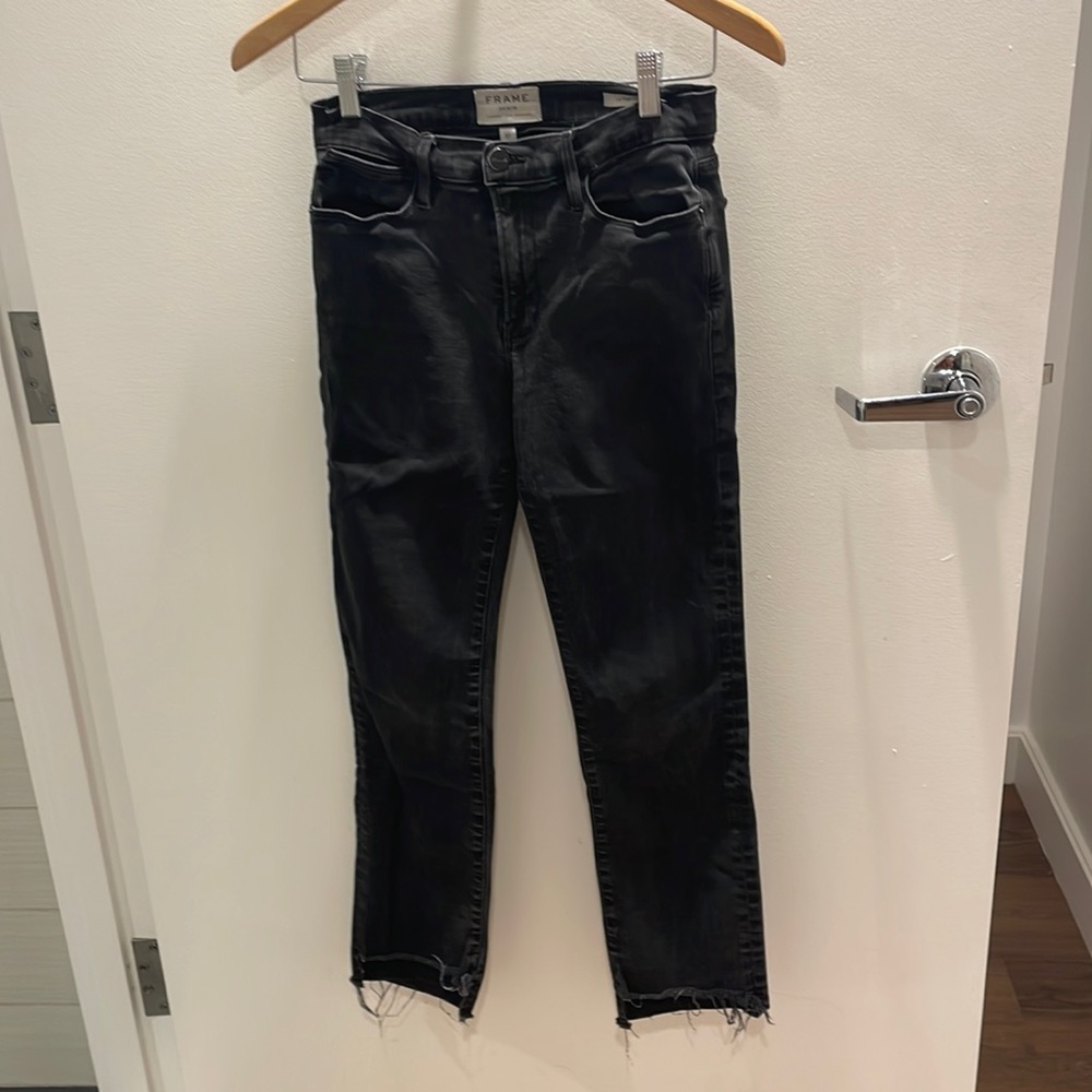 Frame Black / Dark Grey Straight Jeans with Frayed Hem